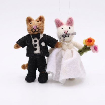 Handmade Wool Felt Wedding Cat Couple Ornament