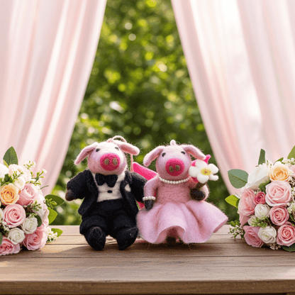 Handmade Wool Felt Wedding Pig Couple Ornament