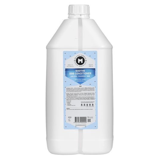 Soothe dog conditioner bottle with pump, white back label on light bottle