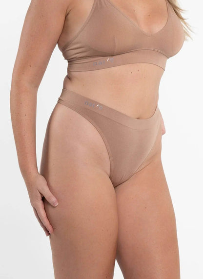 CHEEKY G STRING - CHESTNUT