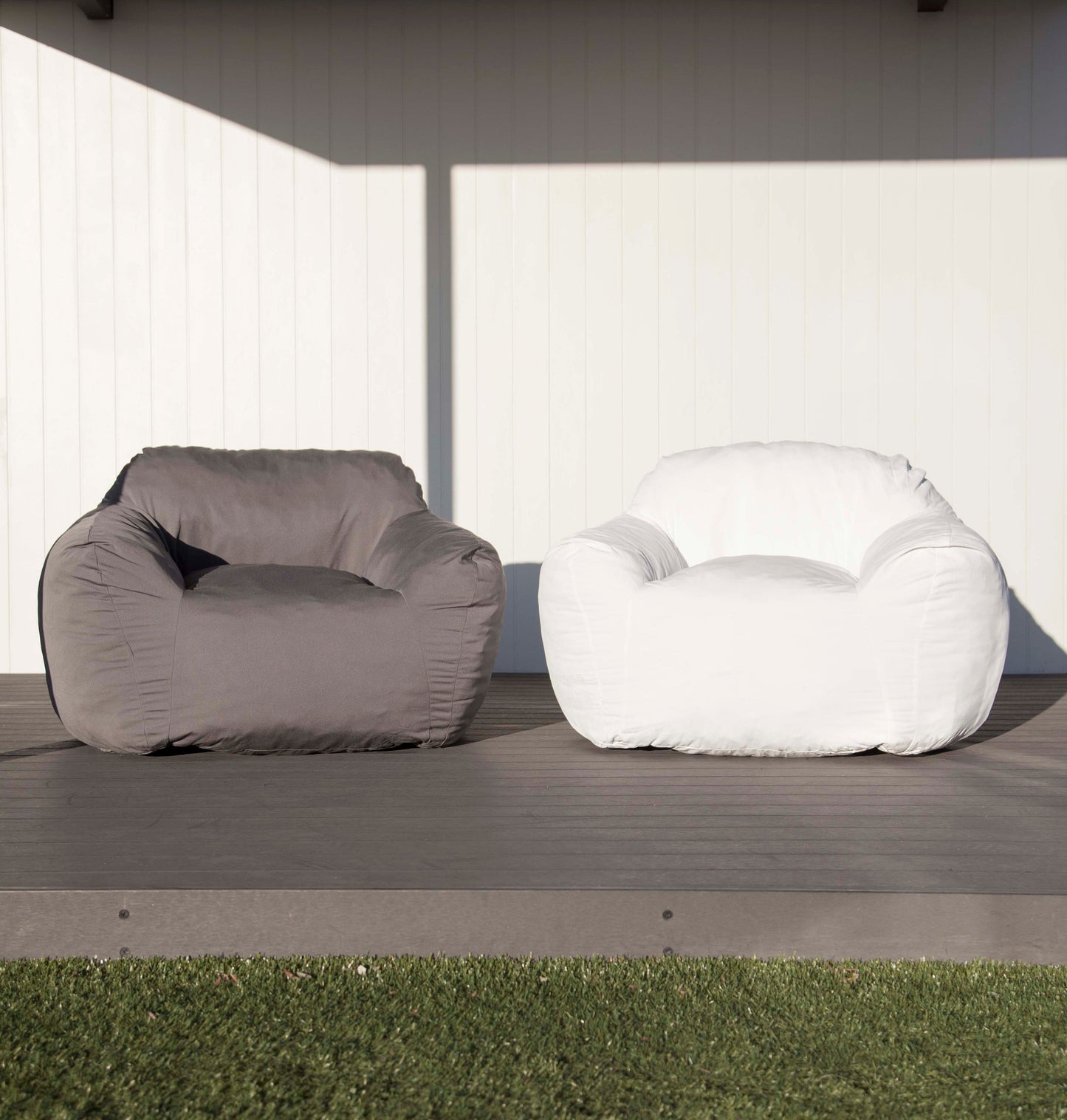 Outdoor DreamPod® Chair - White