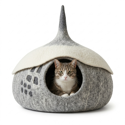 Woodland Acorn Wool Cat Cave Bed