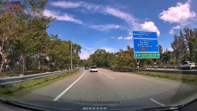 HIKVISION AE-DC5113-F6S 5MP Dashcam with 2” Touchscreen, WiFi, ADAS, GPS, G-Sensor & 130° Wide-Angle Lens (Replaced by AE-DC5313-C6PRO)