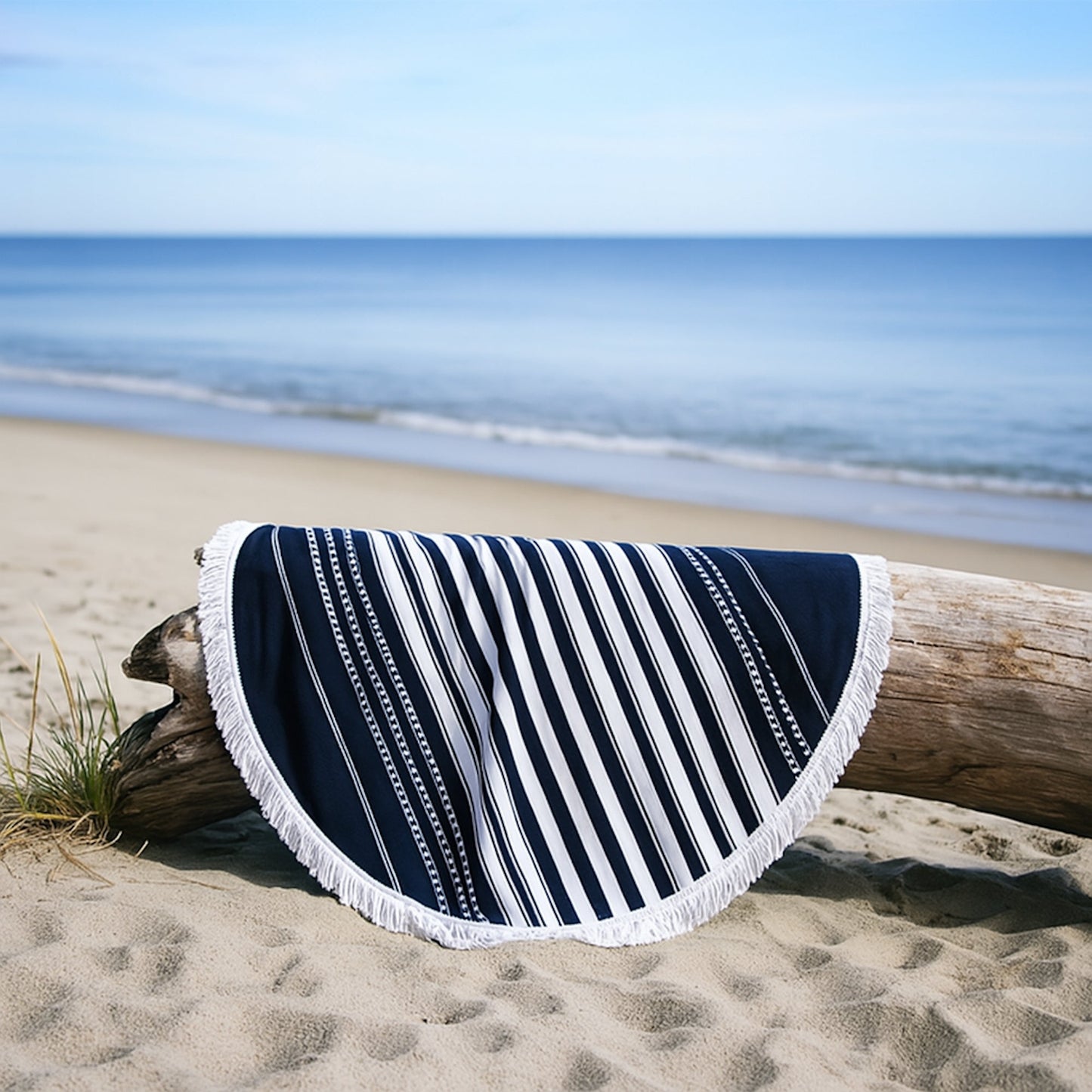 Round Beach Towel/Picnic Blanket - Oceans