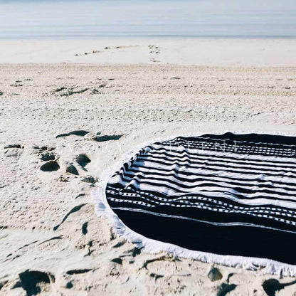 Round Beach Towel/Picnic Blanket - Oceans