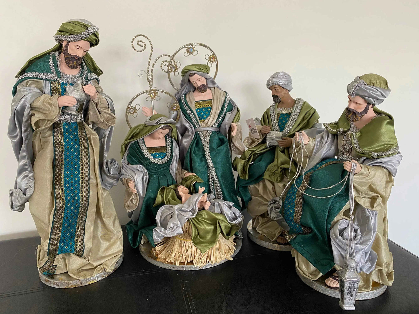15.5’’ Christmas Religious Handmade Nativity Set with Angel - Scene with Manger (51 cm)